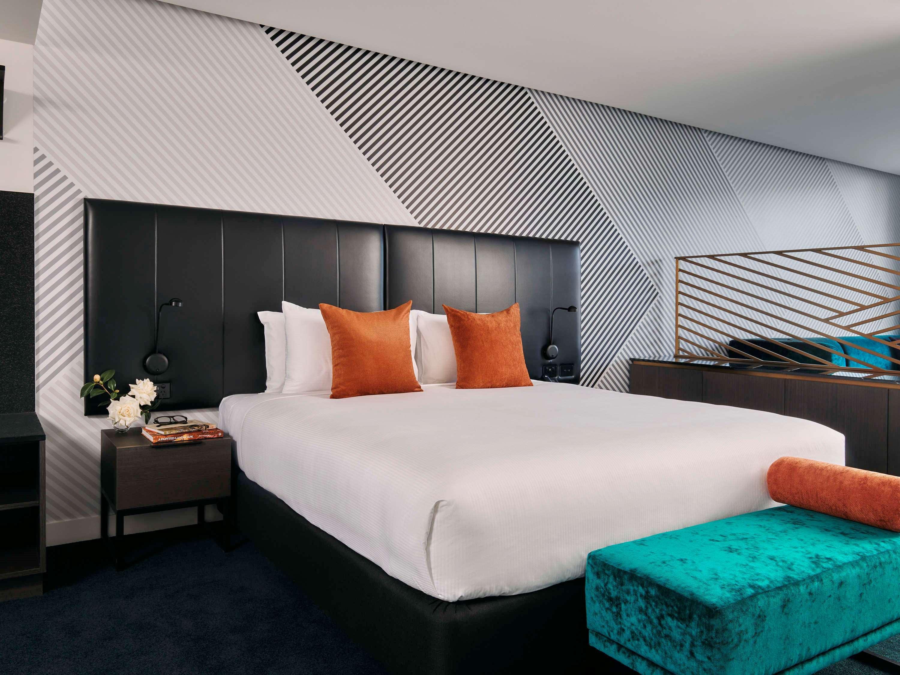 Movenpick Hotel Melbourne On Spencer Екстериор снимка