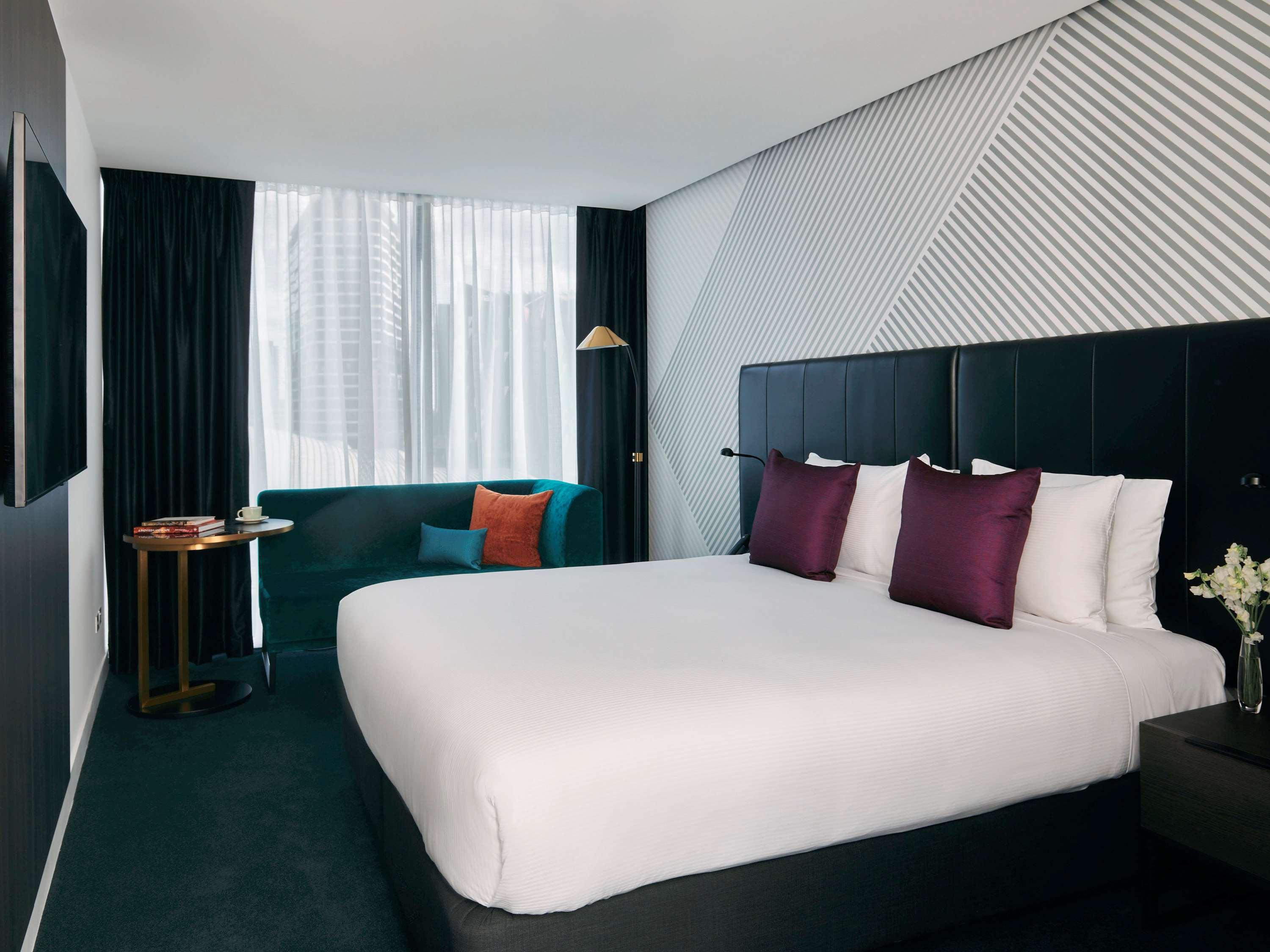 Movenpick Hotel Melbourne On Spencer Екстериор снимка