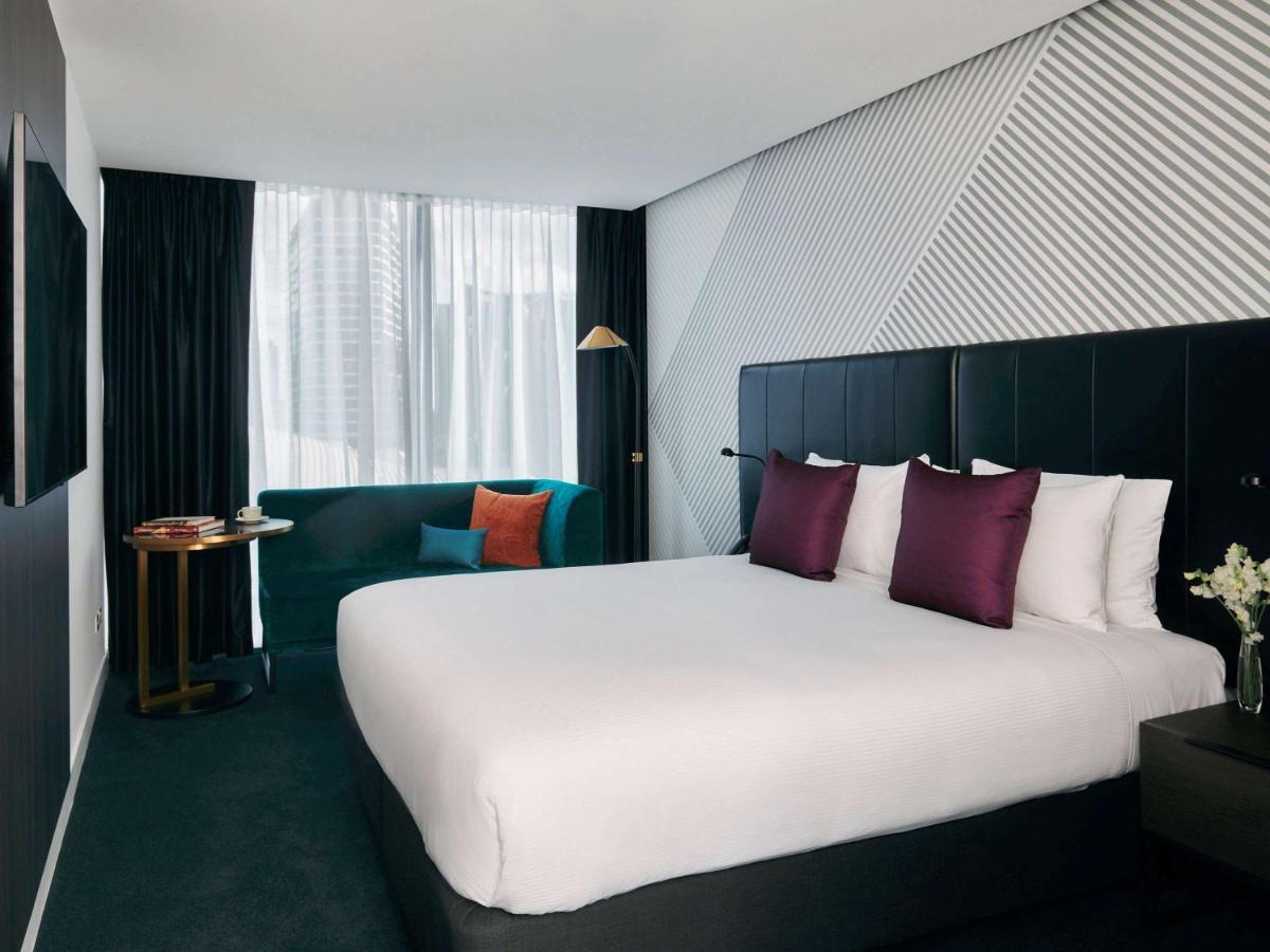 Movenpick Hotel Melbourne On Spencer Екстериор снимка